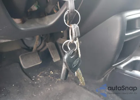 2004 Ford Escape Limited из США, поврежденный, VIN 1FMCU941X4KA49169